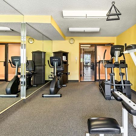 Best Western Baraboo Inn Экстерьер фото