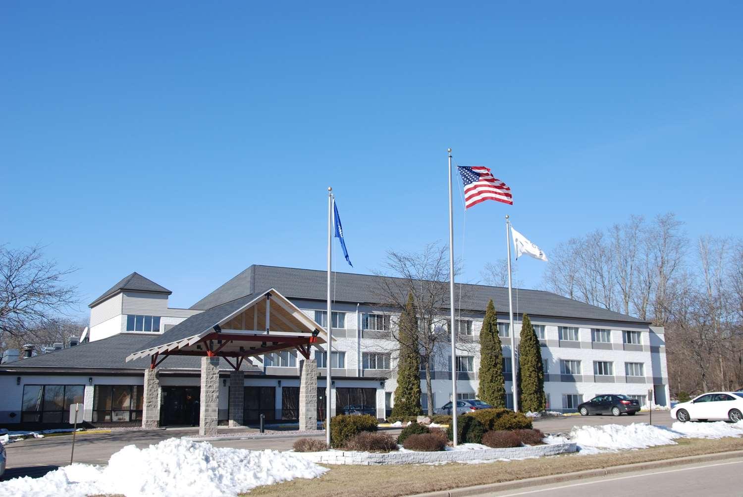 Best Western Baraboo Inn Экстерьер фото