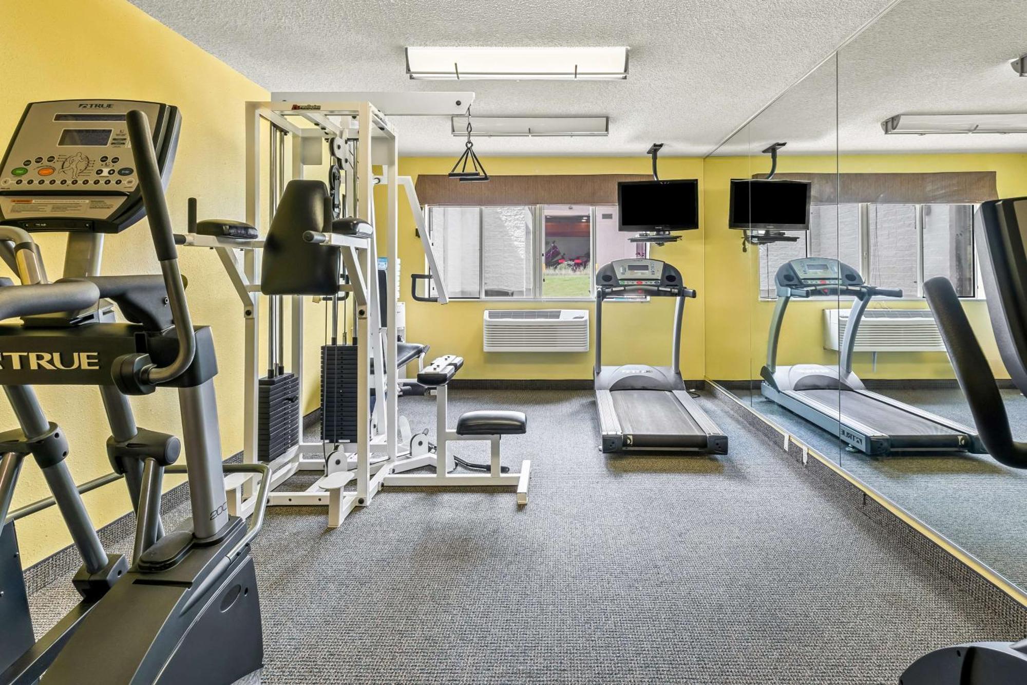 Best Western Baraboo Inn Экстерьер фото