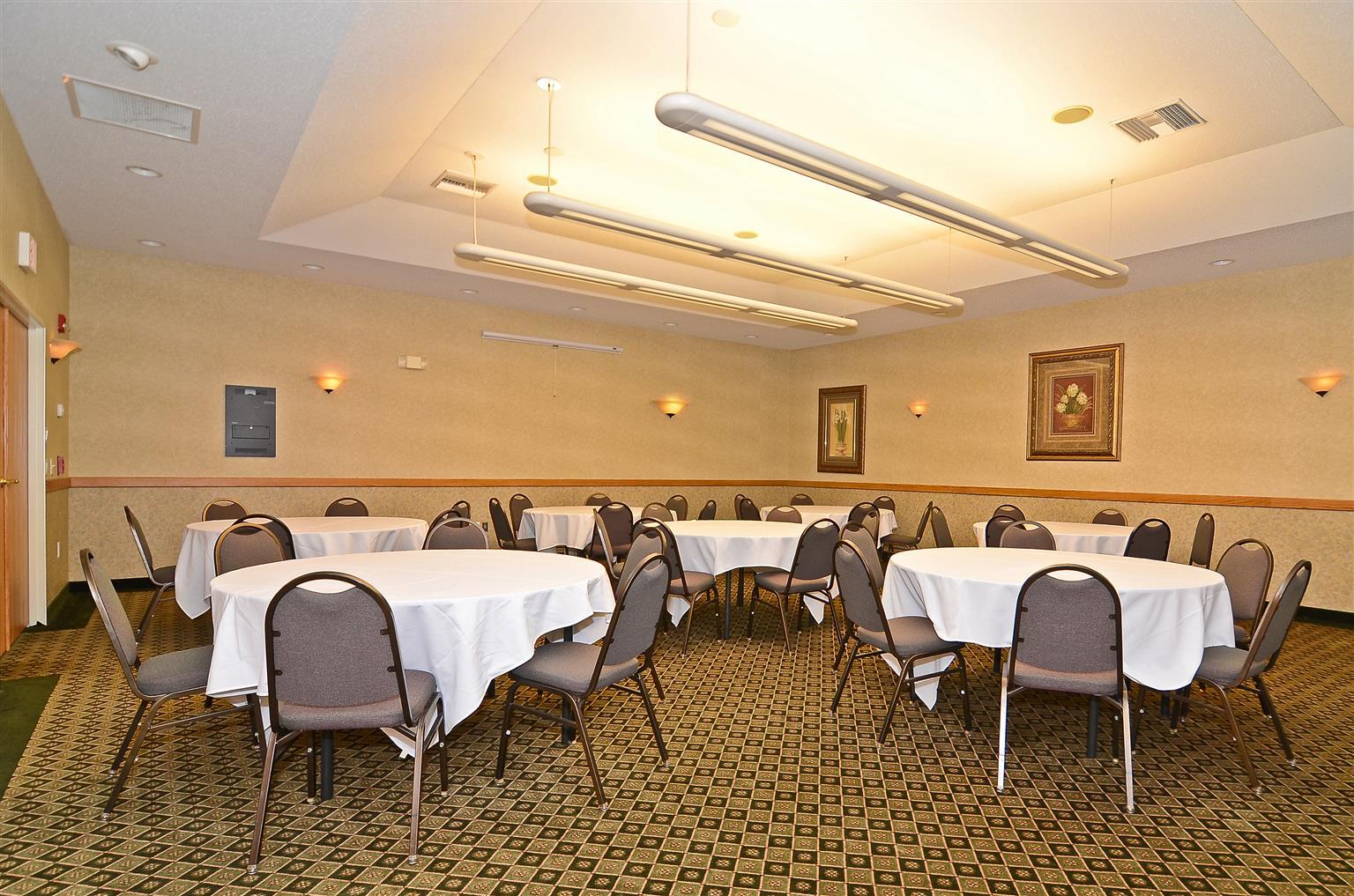 Best Western Baraboo Inn Удобства фото